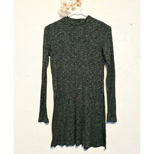 Atmosphere women’s long sleeve top small 6 green olive Long Knit shirt sweater